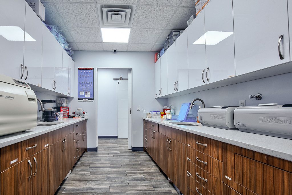 room with dental tools at Hutchinson Metro Dental